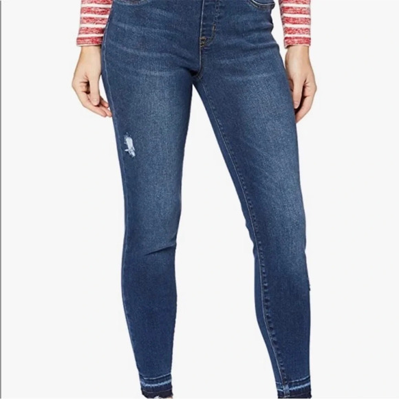 SPANX Distressed Crop Capri Skinny Denim Legging Med Dark Wash Raw Hem Size MP - Picture 2 of 7